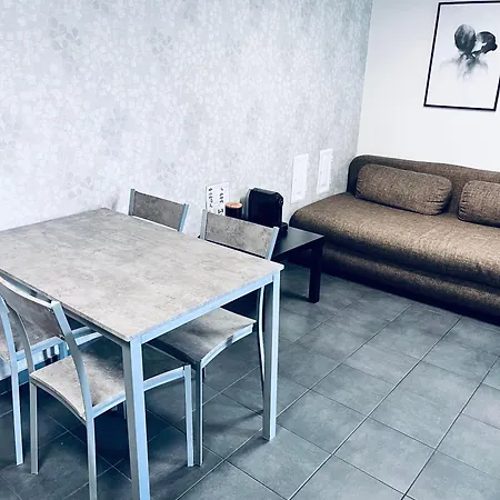 Apartmany Na Zahradni Breclav Room photo