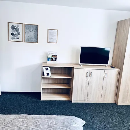 Apartmany Na Zahradni Breclav Exterior photo