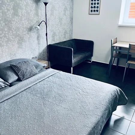 Apartmany Na Zahradni Breclav Room photo