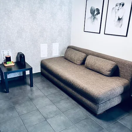 Apartmany Na Zahradni Breclav Exterior photo