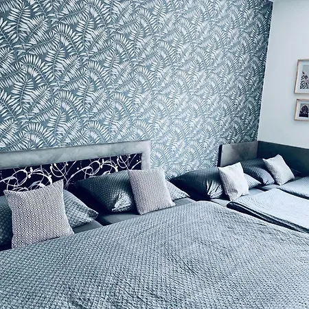 Apartmany Na Zahradni Breclav Room photo