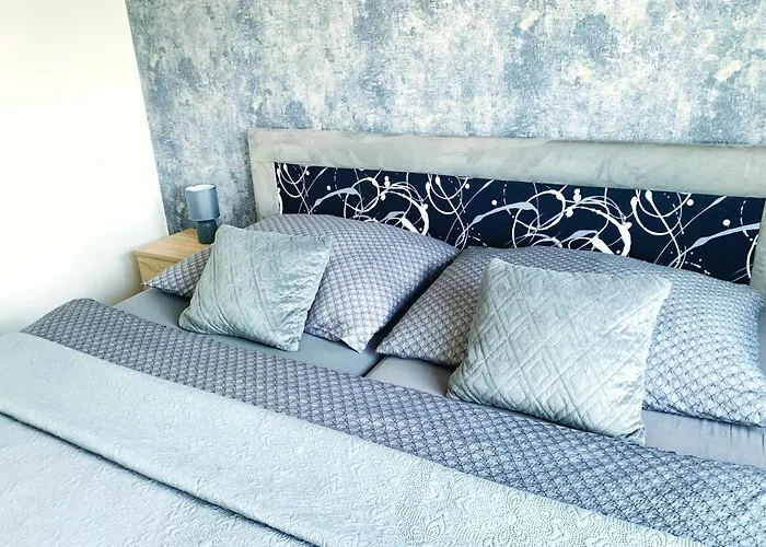 Apartmany Na Zahradni